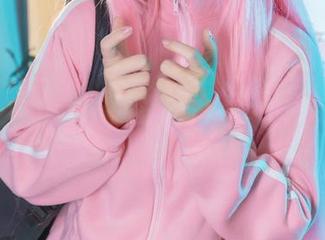Umeko J少女：这套图让我想到了我青春期的不堪回首，但却还想看！